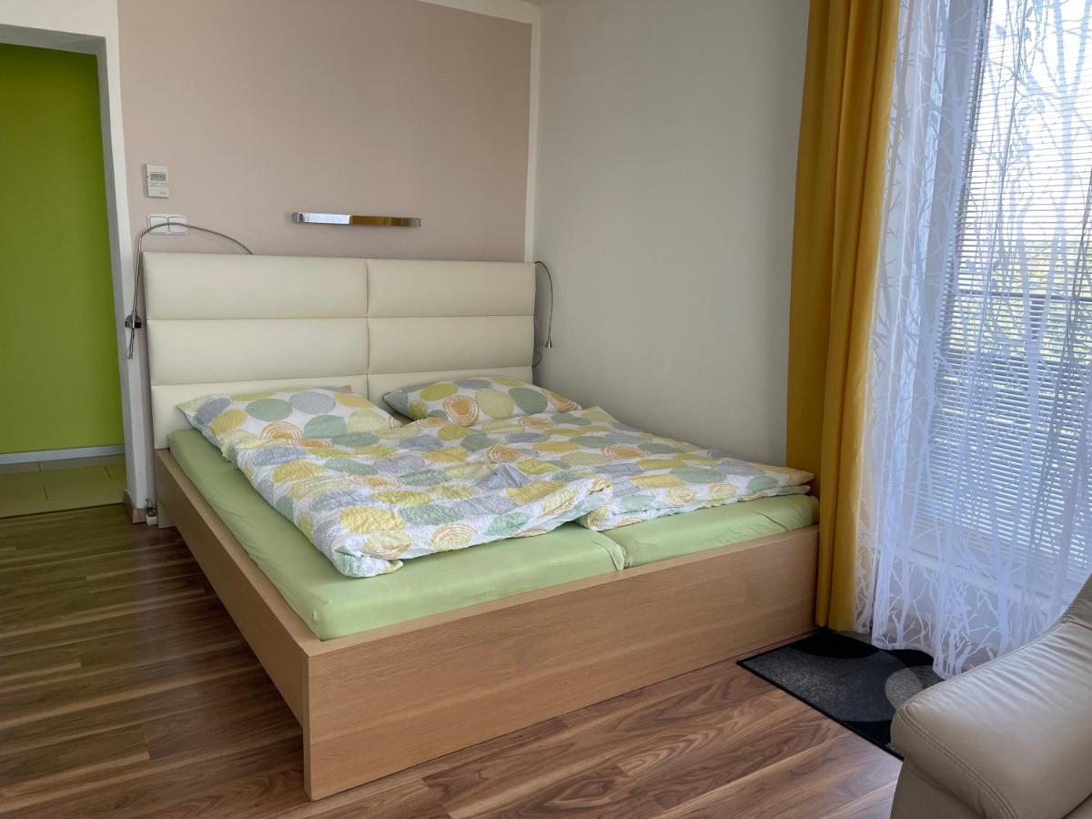 Apartment Jan Прага Экстерьер фото